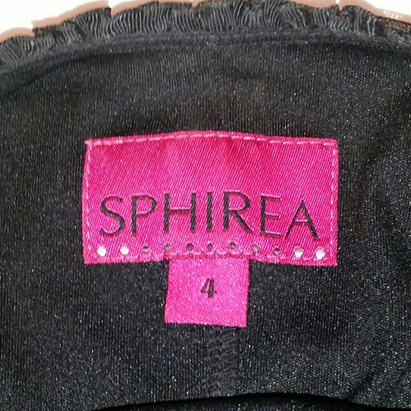 Dress - Picture 7 of 9